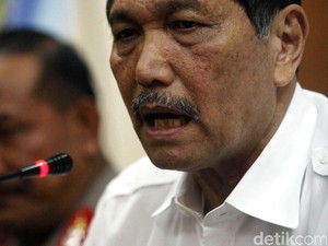 Menko Luhut Panjaitan Panggil Banyak Menteri ke Kantornya