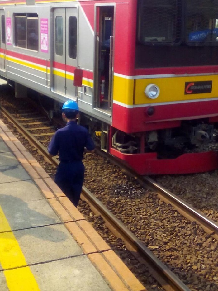 Ada Kereta Anjlok di Manggarai, Perjalanan KRL Bekasi-Kota Dialihkan