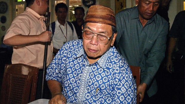 Kiai Haji Abdurrahman Wahid, akrab dipanggil Gus Dur (lahir di Jombang, Jawa Timur, 7 September 1940  meninggal di Ciganjur, 30 Desember 2009 pada umur 69 tahun)[1] adalah tokoh Muslim Indonesia dan pemimpin politik yang menjadi Presiden Indonesia yang keempat dari tahun 1999 hingga 2001.