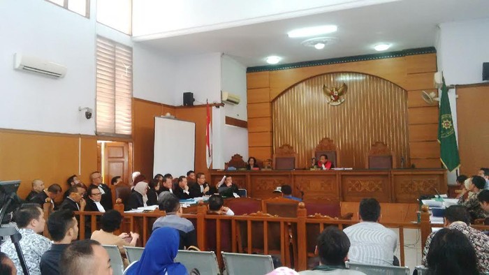 Saksi Ahli OC Kaligis Anggap Hakim Praperadilan Dapat Perluas Putusan