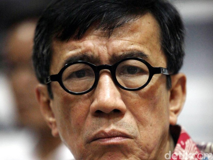 Menteri Yasonna-DPR Targetkan RUU KUHP Rampung Tahun 2017