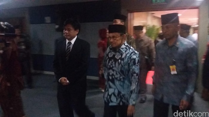 Kembangkan Pemindai Berbasis Medan Listrik, Dr Warsito Raih BJ Habibie Award