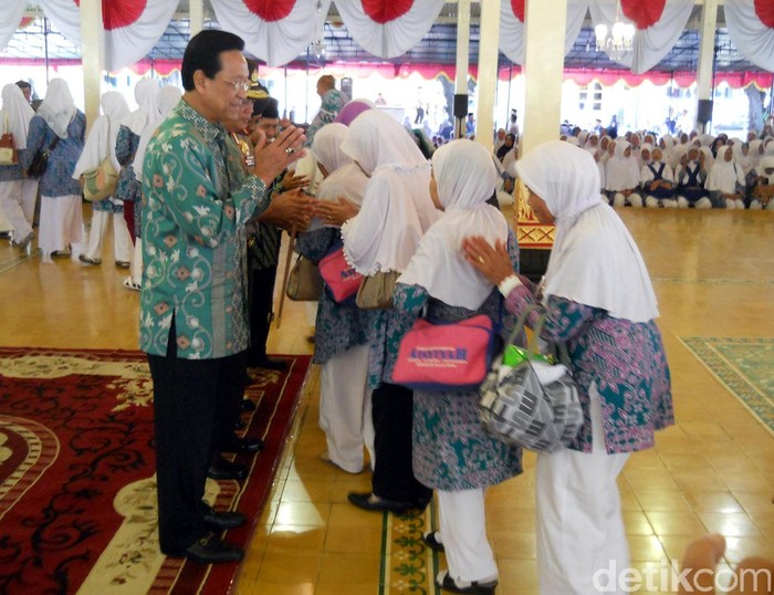 Ribuan Calon Jamaah Haji DIY Pamitan kepada Sultan