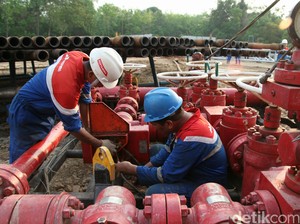 Harga Minyak Jeblok, Menaker Berharap Tak Ada PHK