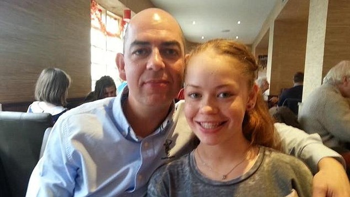 Saat Balita, Tumor Sebesar Bola Rugby Diangkat dari Indung Telur Emily