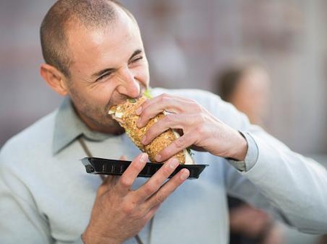 5 Langkah Sederhana Kendalikan Nafsu Makan Besar