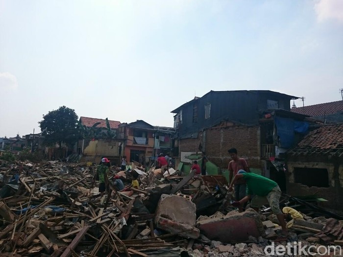 519 Bangunan di Kp Pulo Telah Diratakan, Tersisa Musala