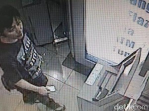 Baca Tips Ini Agar Tak Jadi Korban Skimming ATM