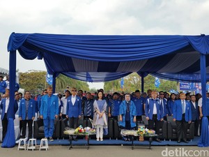 Puncak HUT ke-17 PAN Digelar di Bandung