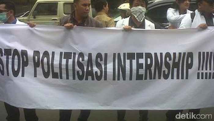 Kisruhnya Syarat Magang Para Dokter Muda Indonesia