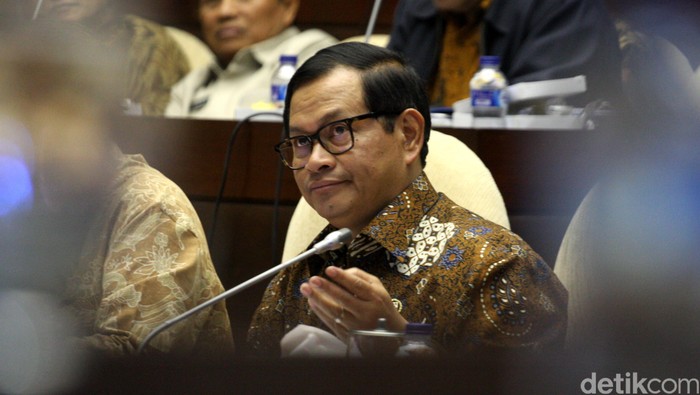 Seskab: Presiden Ingin Masyarakat Lebih Disiplin dan Beretos Tinggi