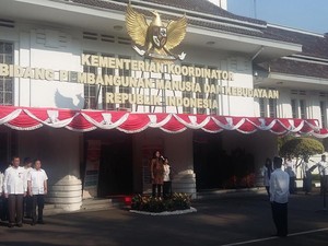 Puan Ajak Masyarakat Tak Lawan Arus di Jalan dan Tak Buang Sampah Sembarangan