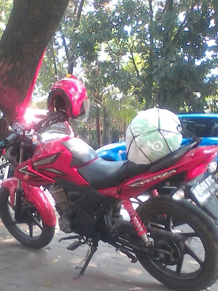 Baru Mau Narik, Pengemudi Go-Jek ini Kehilangan Motor