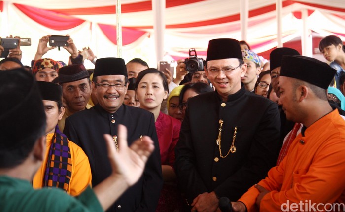 Balas Pantun Ahok-Djarot