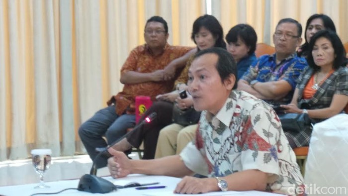 Capim KPK Saut Situmorang Sebut Korupsi Masa Lalu Harus Dikesampingkan