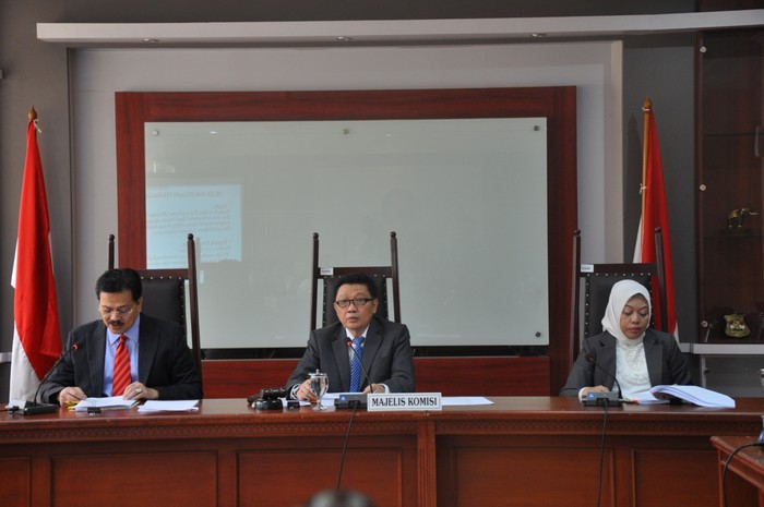 KPPU Denda 16 dari 19 Terlapor Tender Bus TransJ Rp 99 Juta - Rp 25 Miliar