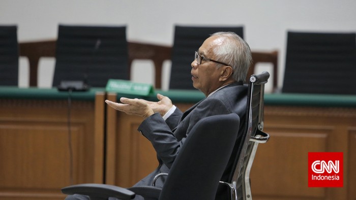Hakim Kabulkan Keinginan OC Kaligis yang Minta Sidang Dakwaan Ditunda