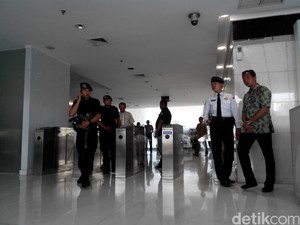 Geledah Kantor Pelindo II, Bareskrim Cari Dokumen Dugaan Korupsi Mobil Crane