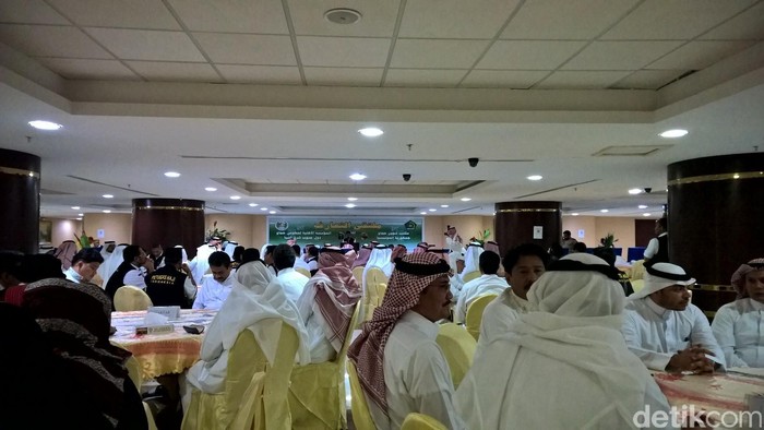 Janji Perbaikan di Arafah: Karpet, AC Baru dan Tenda yang Baik