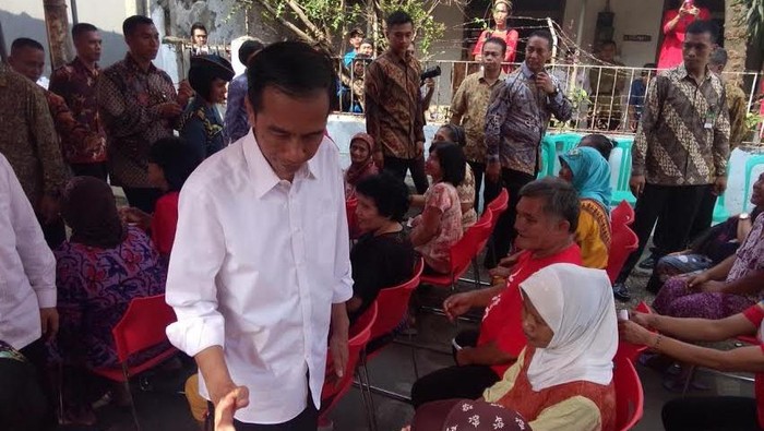 Jokowi Kembali Blusukan, Kali ini Sapa Warga Jakarta Timur