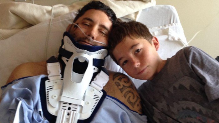 Kisah Charlie Bantu sang Ayah yang Ditabrak Batu Gunung Bertahan Hidup