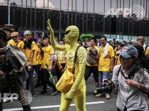 Ada Spider Man dan Vendetta di Demo Anti PM Najib