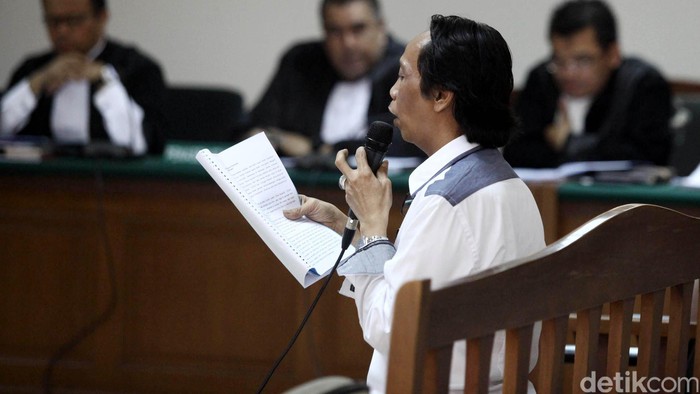 Saksi: Saya Iba dengan Mandra, Curhat-curhatan saat Ditahan