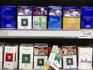 Besok 1 Januari Harga Rokok Naik, Cara Mafia Bikin RI Impor Minyak