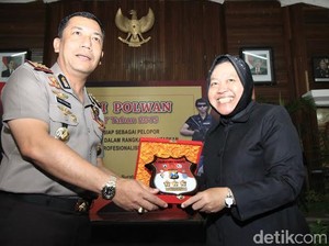 Polrestabes Surabaya Kukuhkan Risma Jadi Motivator Polwan