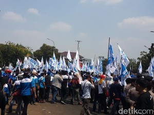 Jika Tuntutan Tak Dipenuhi, Buruh Ancam Mogok Massal Bulan November