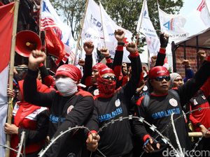 Buruh Minta Upah Minimum Tahun Depan Naik 10%