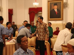 Pengendara Ojek Protes Penutupan Jalur ke Jokowi, Ahok: Cari Jalan Lain