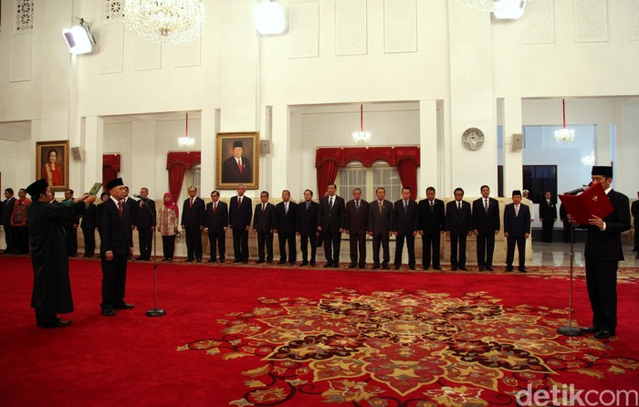 Elite Parpol dan Pejabat Negara Hadiri Pelantikan 7 Gubernur di Istana