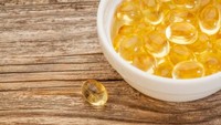 Sebuah penelitian mengatakan wanita yang mengonsumsi minyak ikan dan vitamin B12 lebih ringan rasa sakitnya ketika PMS (premenstrual syndrome) dibanding dengan wanita yang tidak mengonsumsi keduanya. Foto: thinkstock