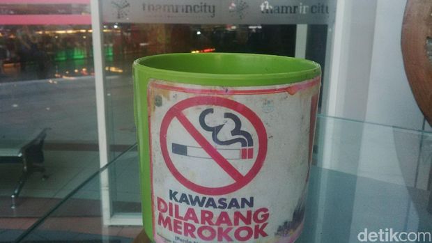 Ini Alasannya Anda Harus Ajak Keluarga Stop 'Ngebul'