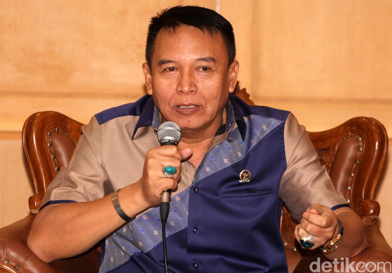 Anggota DPR: Hoax Bukan Kritik, Kepala Badan Siber Jangan Asal Bicara Anggota DPR: Hoax Bukan Kritik, Kepala Badan Siber Jangan Asal Bicara