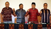 Namun setahun pemerintahan Jokowi-JK, satu per satu partai KMP mulai cabut. Dimulai dengan PPP, PAN, hingga akhirnya Golkar. Ketiga parpol KMP itu berbalik dengan mendukung Jokowi. Foto: Rengga Sancaya