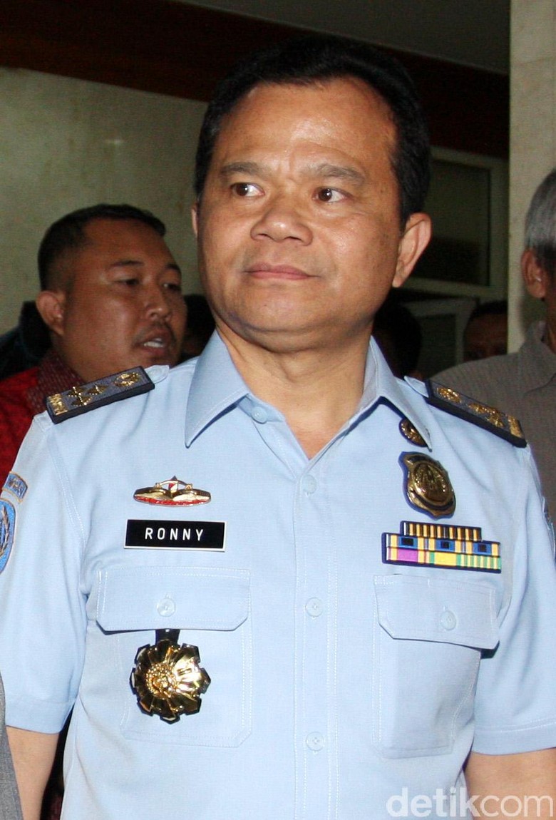 Imigrasi Bantah Beri Denda USD 5 Ribu soal Paspor Basah Tegan Martin Imigrasi Bantah Beri Denda USD 5 Ribu soal Paspor Basah Tegan Martin