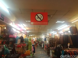 Suka-duka Petugas Tertibkan Tenant Nakal yang Merokok di Thamrin City