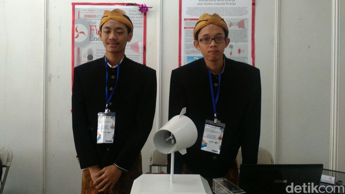 Hebat! Masih SMA Sudah Bisa Bikin Pembangkit Listrik