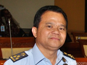Rudenim Manado Deportasi 35 WN Filipina Pelaku Ilegal Fishing