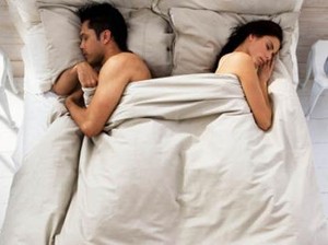 Bercinta Tak Sepanas Biasanya? Ini 5 Hal yang Bisa Bikin Libido Suami Drop