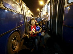 Inggris Berencana Serang Suriah Untuk Akhiri Masalah Pengungsi
