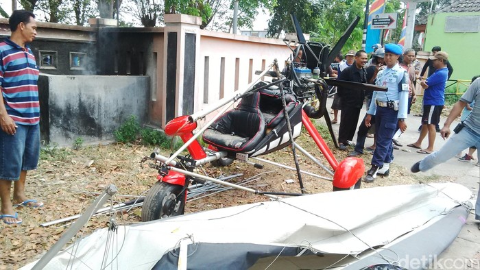 Pesawat Trike yang Jatuh di Bantul Diduga Karena Mesin Mati