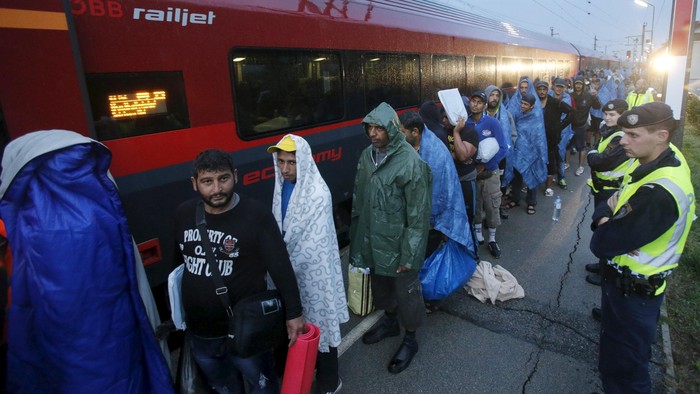 Aliran 4 Ribu Imigran dari Hungaria Masuki Wilayah Austria