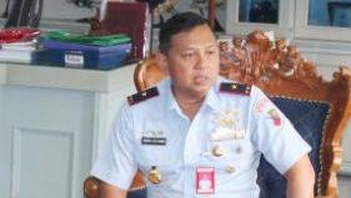 Di Balik Kisah Kabut Asap: Danlanud dan Plt Gubernur Riau ke Jakarta Lewat Padang