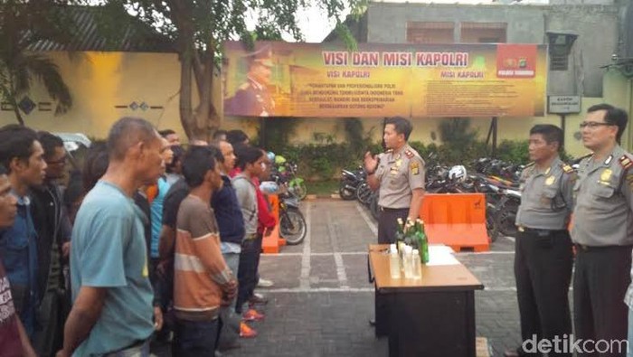 Resahkan Masyarakat, 50 Preman Diamankan