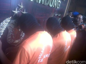 Mumuh Dibunuh karena Berpura-pura Jadi Polisi dan Menilang Pelaku