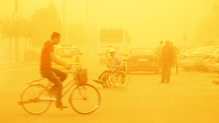Badai Pasir Tewaskan 8 Orang di Timur Tengah, Ratusan Orang Dirawat