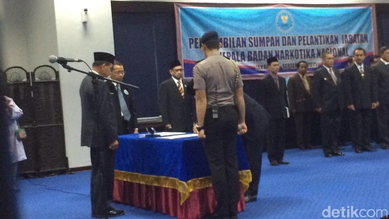 Dilantik Kapolri, Komjen Budi Waseso Resmi Jabat Kepala BNN Dilantik Kapolri, Komjen Budi Waseso Resmi Jabat Kepala BNN